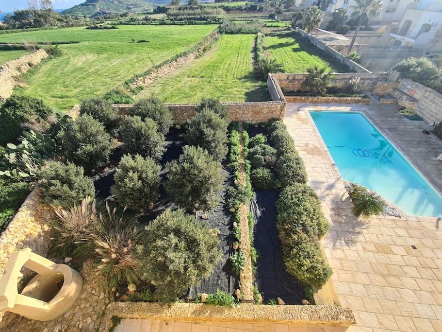 Farmhouse Villa With Large Pool And Garden In Gozo Għarb Dış mekan fotoğraf