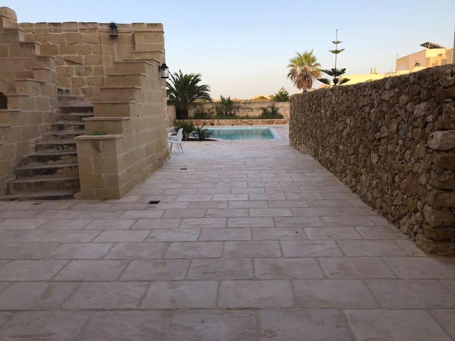 Farmhouse Villa With Large Pool And Garden In Gozo Għarb Dış mekan fotoğraf