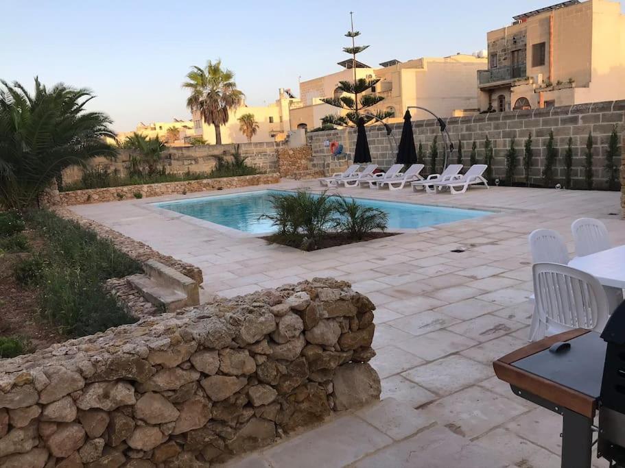 Farmhouse Villa With Large Pool And Garden In Gozo Għarb Dış mekan fotoğraf