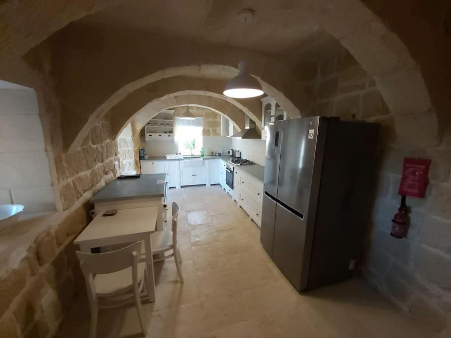 Farmhouse Villa With Large Pool And Garden In Gozo Għarb Dış mekan fotoğraf