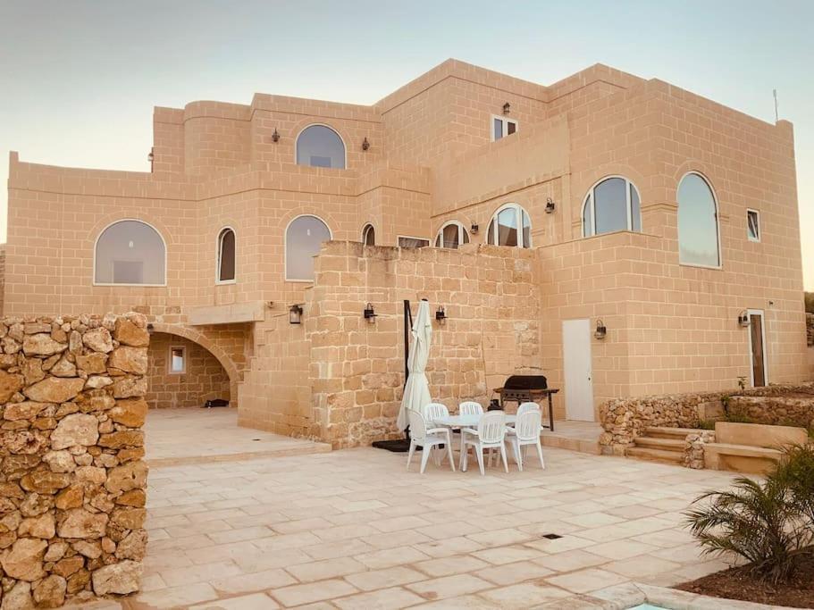 Farmhouse Villa With Large Pool And Garden In Gozo Għarb Dış mekan fotoğraf