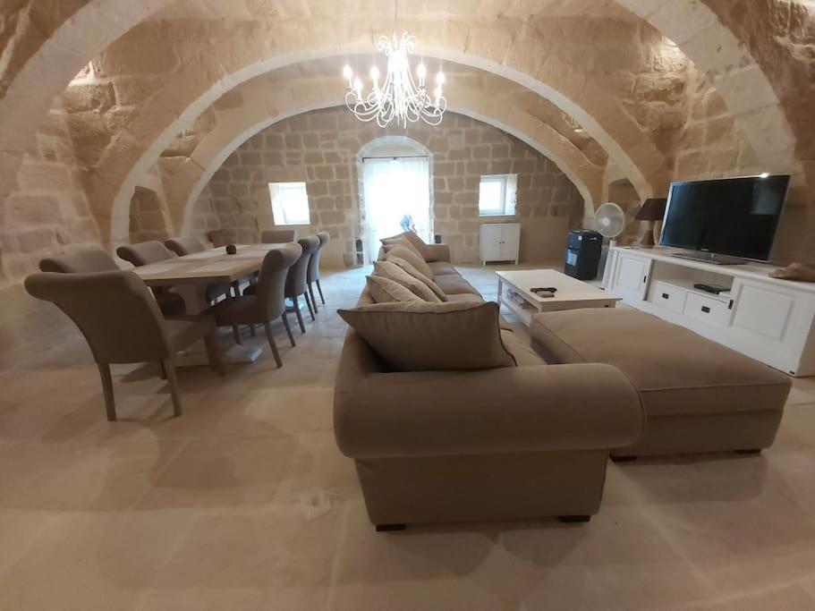 Farmhouse Villa With Large Pool And Garden In Gozo Għarb Dış mekan fotoğraf